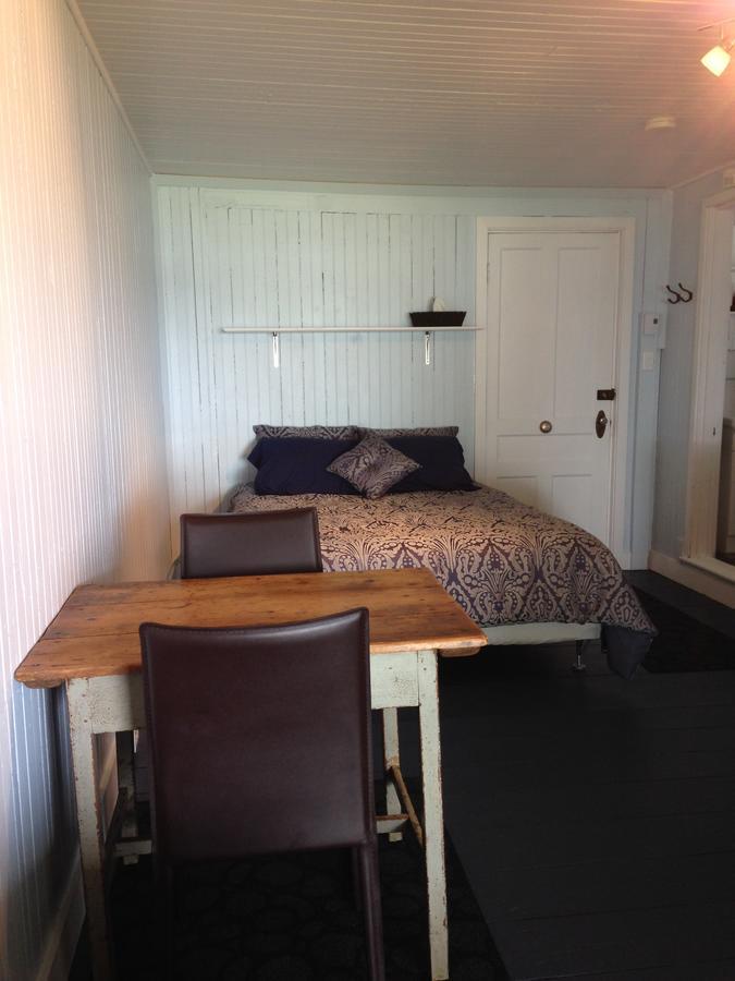 Auberge Les Blancs Moutons Saint-Laurent-de-l'ile d'Orleans Extérieur photo